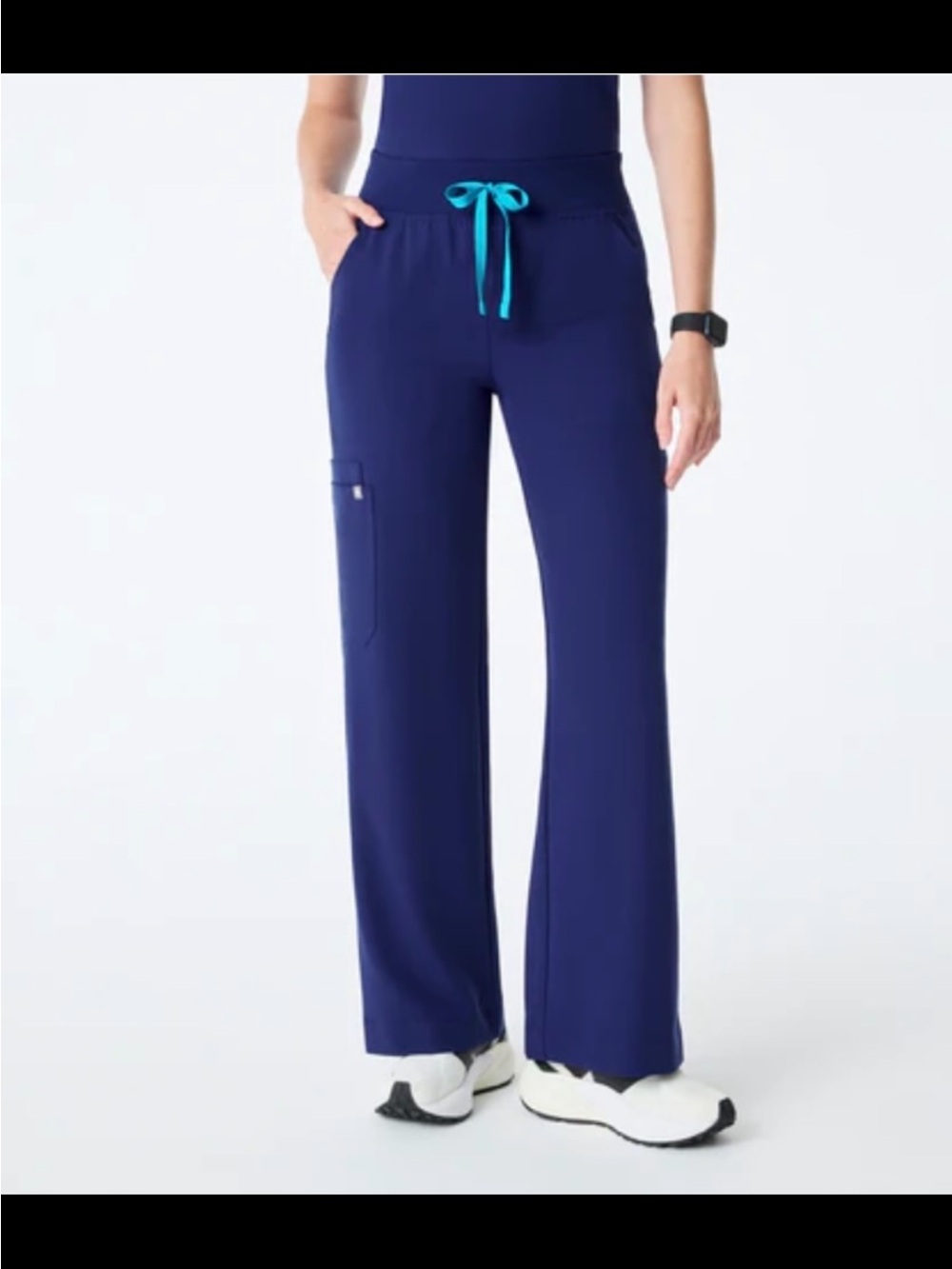 Figs Isabel Wide Leg Scrub Pants in Sapphire. Medium Tall. NWT.